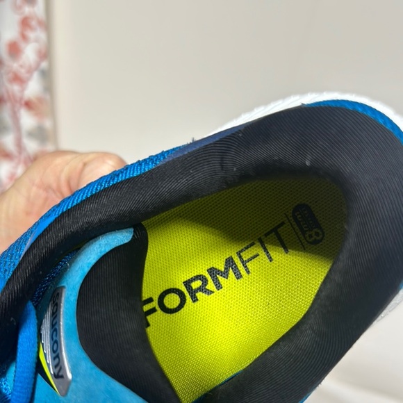 Saucony Triumph 18 S20595-55 Men's Cobalt Blue Running Shoes US 10 MSRP $160 - Picture 8 of 16